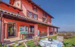Seven-Bedroom Holiday Home in Castelnuovo Calcea Castelnuovo Di Garfagnana